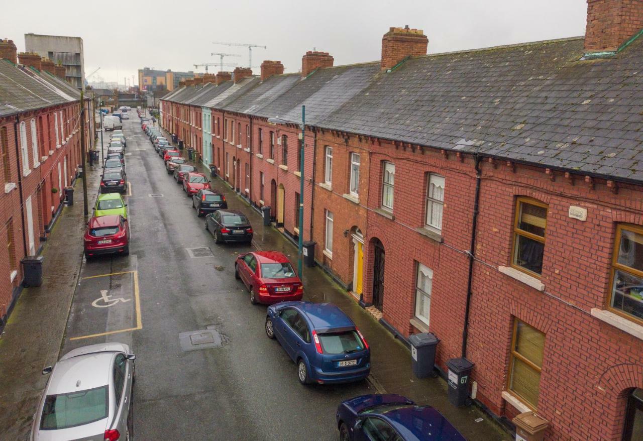 2 Mikes Homestay Dublin Exteriör bild